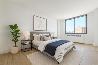 1735 York Ave in New York, NY - Building Photo - Building Photo