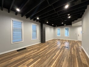 2738 Jackson St in Dubuque, IA - Building Photo - Building Photo