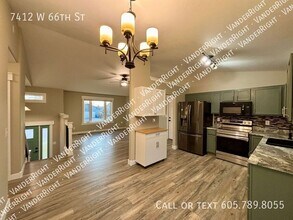 7412 W 66th St in Sioux Falls, SD - Building Photo - Building Photo