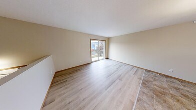 9913-99109 109 Ave in Grande Prairie, AB - Building Photo - Building Photo