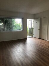 820 S Rosemead Blvd in Pasadena, CA - Building Photo - Building Photo