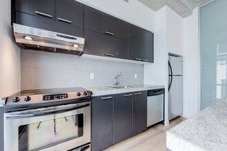 55-PH55 Stewart St in Toronto, ON - Building Photo - Building Photo