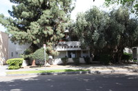 Jordan Terrace in Canoga Park, CA - Building Photo - Building Photo