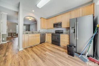 4212 Brenmar Ln in Durham, NC - Foto de edificio - Building Photo