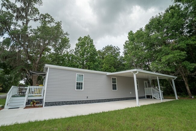 2917 Kingswood Cir in Brooksville, FL - Building Photo - Building Photo