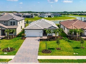 18262 Parksville Dr in Estero, FL - Building Photo