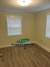 2125 Iowa St in Savannah, GA - Building Photo - Building Photo