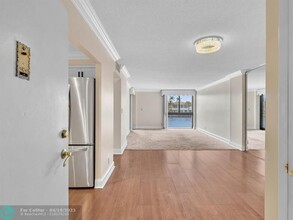 1600 S Ocean Dr in Hollywood, FL - Building Photo - Building Photo