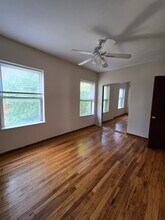3159 W Argyle St, Unit 2S in Chicago, IL - Foto de edificio - Building Photo