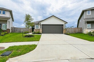 18743 Etta Pnes Cir in Crosby, TX - Building Photo - Building Photo