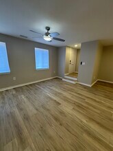 423 S Sharp St, Unit R10 in Baltimore, MD - Building Photo - Building Photo