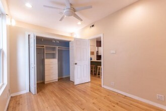 3849 W School St in Chicago, IL - Building Photo - Building Photo