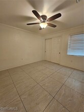 682 108th Ave N in Naples, FL - Foto de edificio - Building Photo