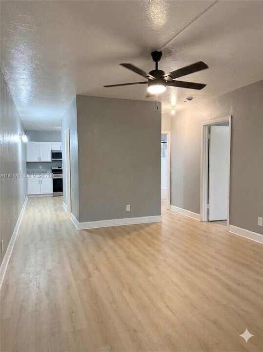 730 NW 4th Ave in Fort Lauderdale, FL - Building Photo