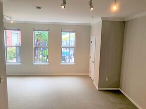 903 Providence Place Unit 163 in Providence, RI - Building Photo - Building Photo