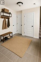 17 Roseberry Ln in Kitchener, ON - Building Photo - Building Photo