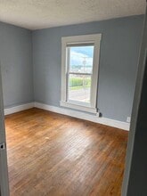 49 Lincoln Ave in St. Albans, VT - Building Photo - Building Photo