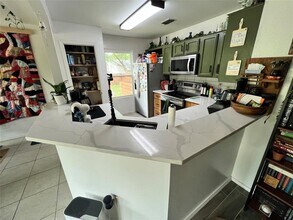 124 Oak River Dr in Cedar Creek, TX - Building Photo - Building Photo