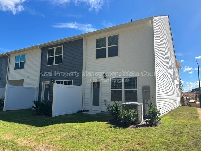 8539 Beckett Chase Wy in Raleigh, NC - Building Photo - Building Photo