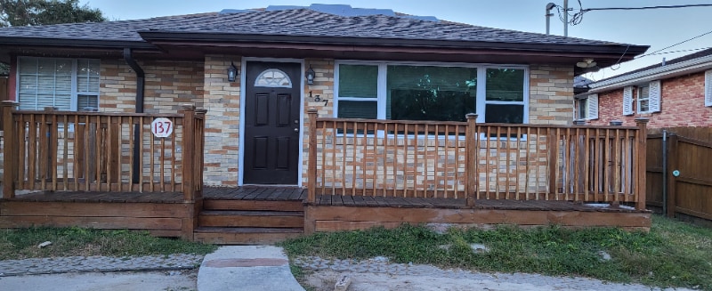 137 18th St in New Orleans, LA - Foto de edificio