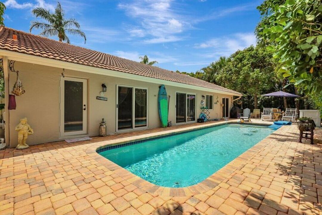 455 Mohawk Ln in Boca Raton, FL - Building Photo