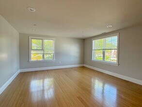 409 Main St in Woburn, MA - Building Photo - Building Photo