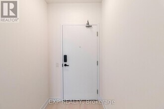 3900 Confederation Pkwy in Mississauga, ON - Building Photo - Building Photo