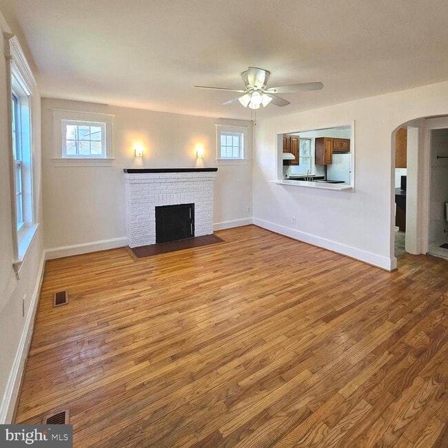 property at 2910 16th St S