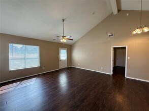 487 Pleasant Meadows Ln in Dallas, TX - Building Photo - Building Photo