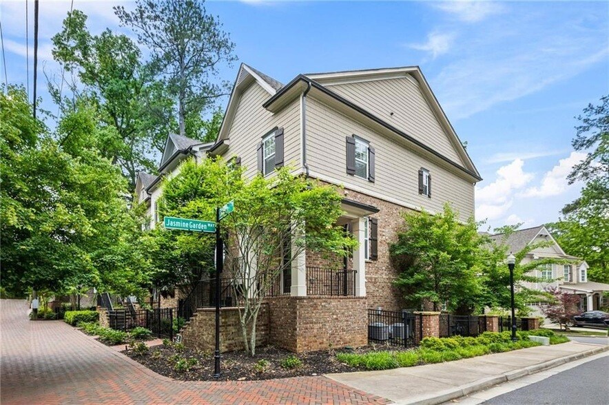 148 Canton St in Alpharetta, GA - Building Photo
