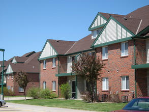 Park Meadow in Kearney, NE - Building Photo - Building Photo