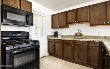 3914 E Cheery Lynn Rd in Phoenix, AZ - Building Photo - Building Photo