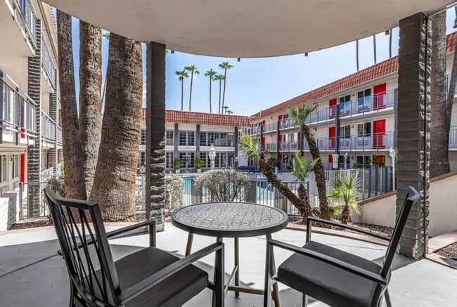 property at 1635 N Scottsdale Rd
