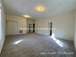 909 Troup St in Lagrange, GA - Building Photo - Building Photo