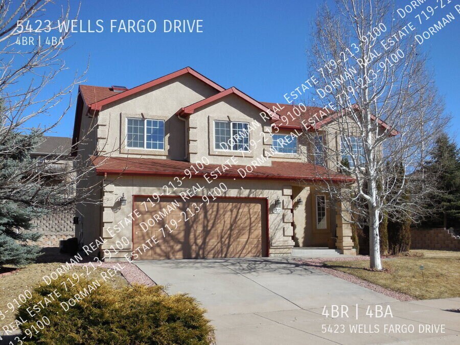 5423 Wells Fargo Dr W in Colorado Springs, CO - Building Photo