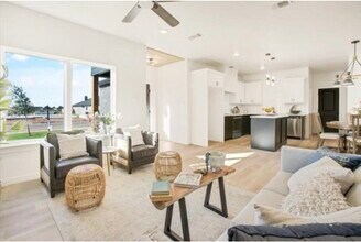 6918 13th St in Lubbock, TX - Building Photo - Building Photo