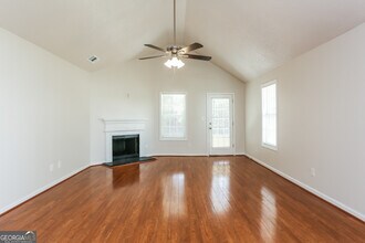 6802 Browns Mill Walk in Stonecrest, GA - Building Photo - Building Photo