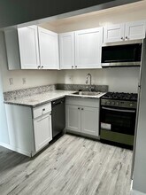 10054 Culver Blvd, Unit 2nd Floor in Culver City, CA - Building Photo - Building Photo