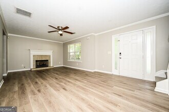 4107 Shoreside Cir SW in Snellville, GA - Building Photo - Building Photo