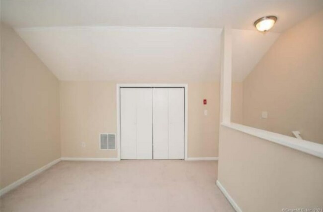 2660 North Ave-Unit -Unit 240 in Bridgeport, CT - Building Photo - Building Photo