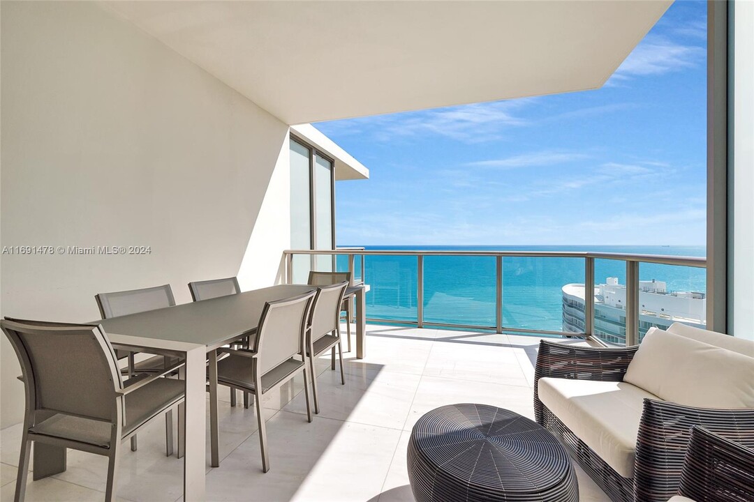 9703 Collins Ave in Bal Harbour, FL - Building Photo