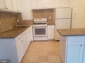 4410 Briarwood Ct N-Unit -28 in Annandale, VA - Building Photo - Building Photo