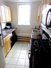 60 Brattle St, Unit penthouse in Cambridge, MA - Building Photo - Building Photo