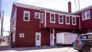 159 Elm St in Biddeford, ME - Building Photo - Building Photo