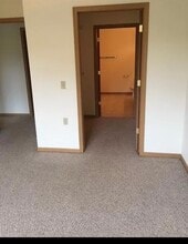 4700 Dale St in McFarland, WI - Building Photo - Building Photo