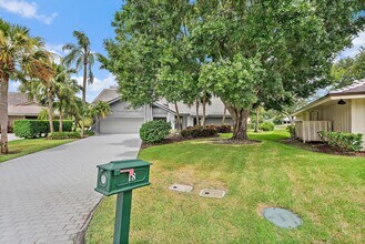 18 Glencairn Rd in Palm Beach Gardens, FL - Building Photo - Building Photo