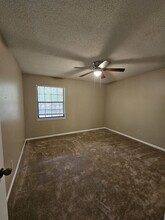 2013 Watson Way in Tallahassee, FL - Building Photo - Building Photo