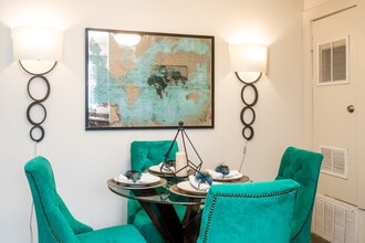 Stage Coach / Olde Stage / Severn Square in Glen Burnie, MD - Building Photo - Interior Photo