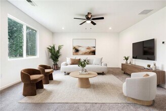 1377 Liberty Park Dr in Braselton, GA - Building Photo - Building Photo