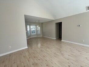 4415 Bridgeport Dr in Wilmington, NC - Building Photo - Building Photo